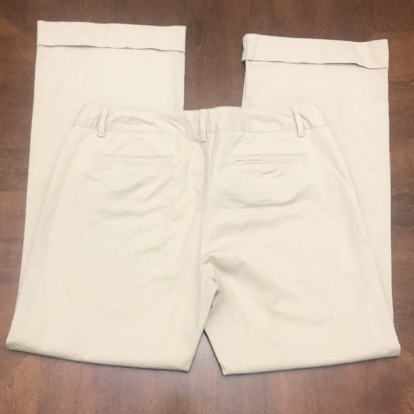Daisy Fuentes women’s khaki pants. Size 12P. - Picture 8 of 8